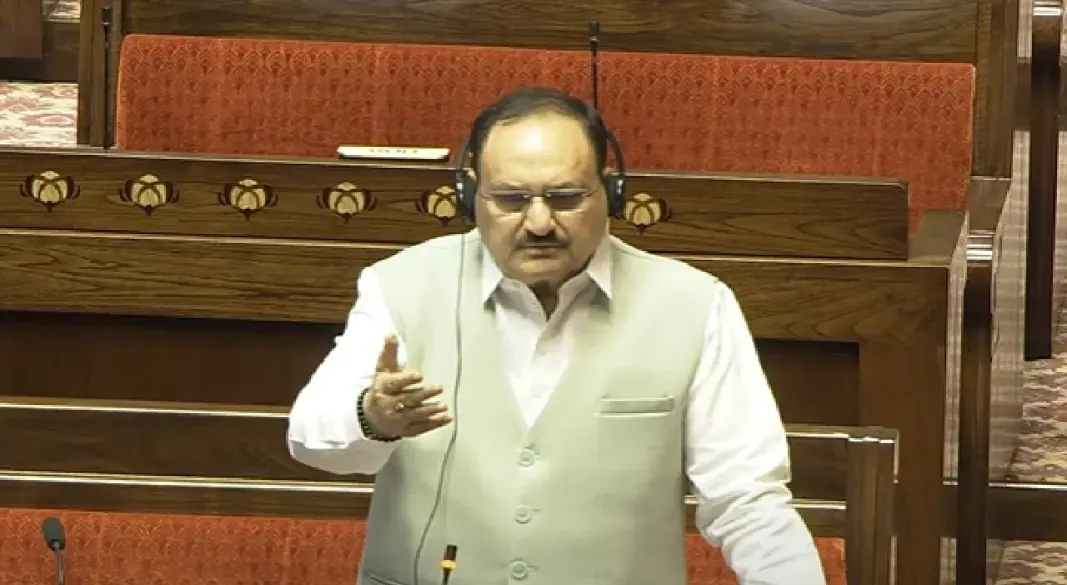 मोदी तेरी कब्र खुदेगी' नारे को लेकर संसद में हंगामा