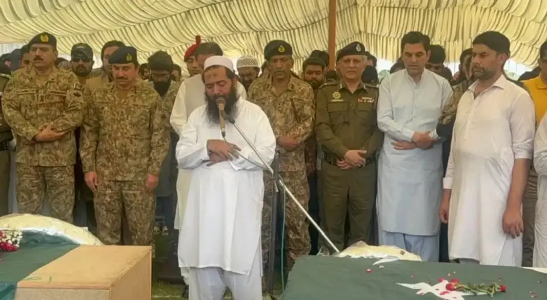 लश्कर कमांडर अब्दुल रउफ बोला- दिल्ली को दुल्हन बनाएंगे